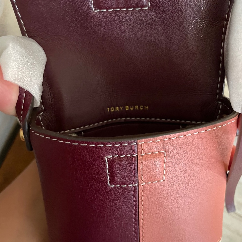 New Miller leather/ canvas crossbody/ phone holder - Picture 6 of 8